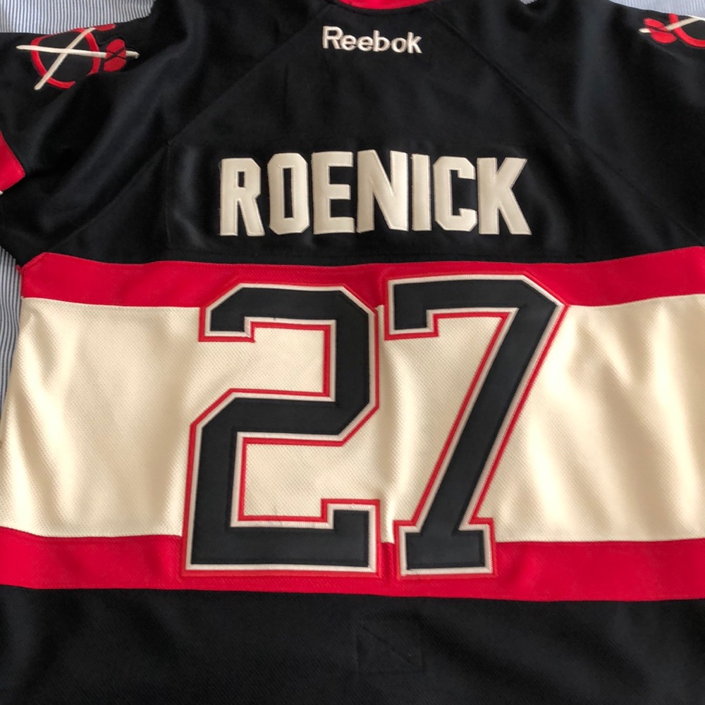 Jeremy Roenick classic Blackhawks jersey